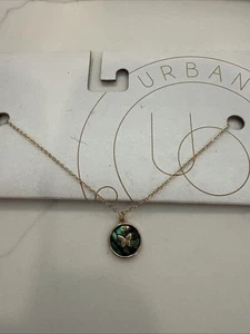 Urban Outfitters Schmetterling In Abalone Anhänger Halskette - Bild 1 von 4