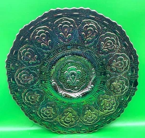 Vintage anni 70 Fenton Carnevale Vetro 9" Piatto Ametista Persiano Medaglione Barba Bacca - Foto 1 di 11