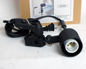 Tristar Ceramic Lamp Socket with Photo Umbrella Receptacle 5071005 Used - Picture 1 of 3