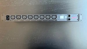 APC AP7821 PDU Metered 1U, 16A, 208/230V, (8) C13 Single Input Power Source Rack - Bild 1 von 2