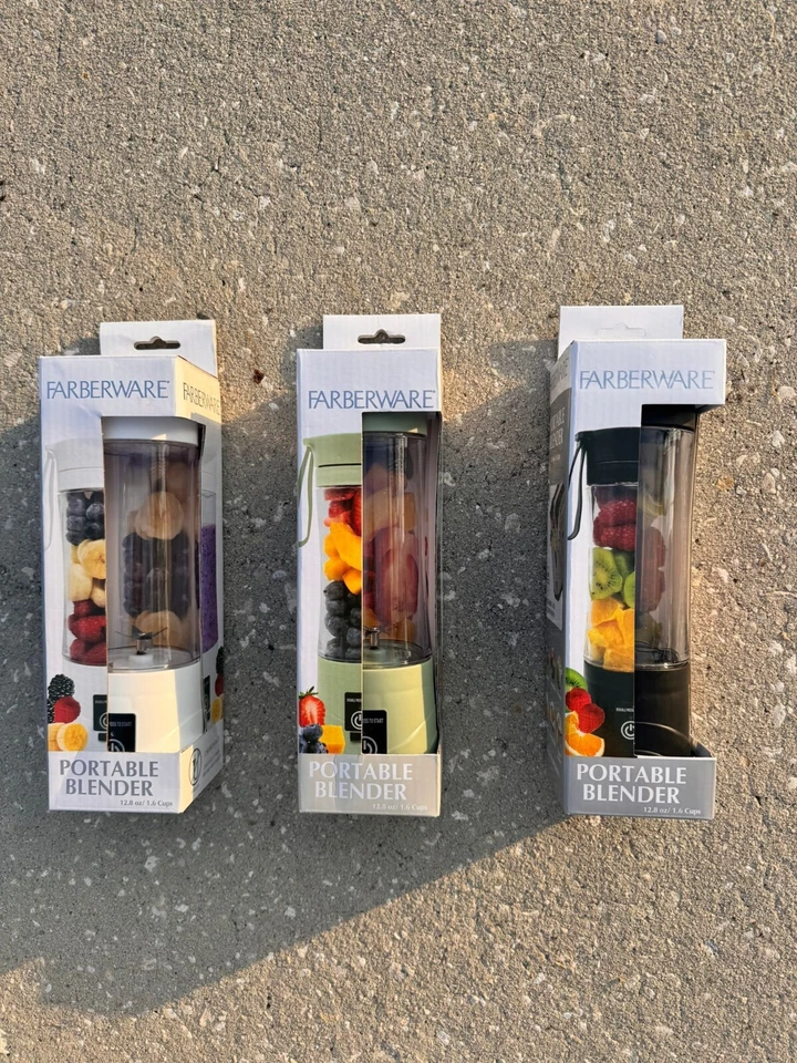NUEVA Licuadora Portátil Farberware Inalámbrica Recargable USB Correa de Transporte Wte/Negro/Gr Foto 1 de 3
