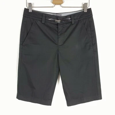 Bermuda Vince preta acetinada sarja algodão com cinto cintura média slim fit tamanho 6 - Imagem 1 de 4