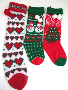 3 Vintage Strick Weihnachten Strumpf Garn Schneemann Herzen Baum 1980er 26" & 18" C7 - Bild 1 von 7