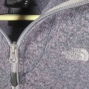 Suéter mediano tejido polar cremallera completa The North Face para mujer. Mediano - Imagen 1 de 8
