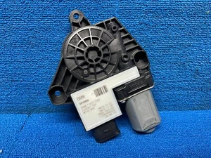 2017 - 2023 BMW X3 G01 FRONT RIGHT PASSENGER SIDE DOOR WINDOW REGULATOR MOTOR - Picture 1 of 8