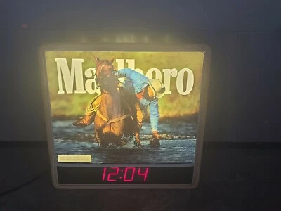 Marlboro vintage  clock - Image 1 of 2