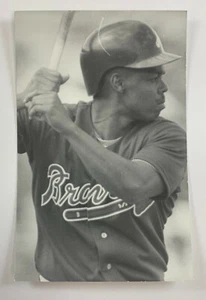 Brian Hunter (1991) Atlanta Braves Vintage Baseball Postcard PCAB - Picture 1 of 2