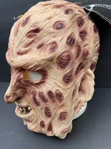 A Nightmare on Elm Street Freddy Krueger Deluxe Latex Mask Halloween New Line Ci - Picture 1 of 8