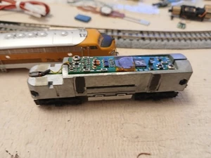 N Scale Intermountain D&RGW F7a#5681 Needs Repair Come W/ Decoder(likely Broken) - Picture 1 of 9