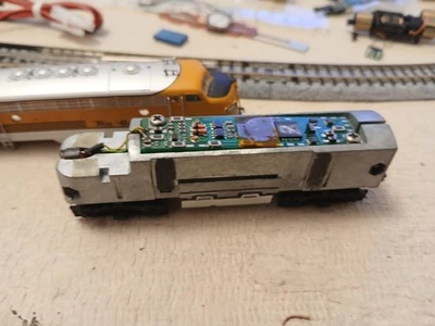 N Scale Intermountain D&RGW F7a#5681 Needs Repair Come W/ Decoder(likely Broken) - Image 1 of 4