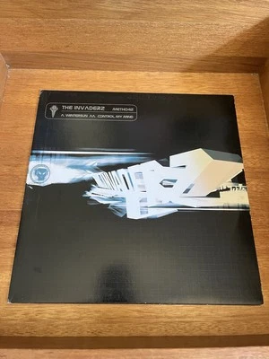 Invaderz - Wintersun / Control My Mind Vinyl NM/VG+ Drum Bass Jungle Metalheadz Foto 1 de 4
