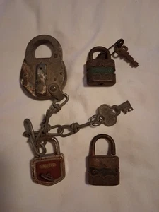 Vintage Konvolut 4 Vorhängeschlösser: Yale & Towne Ordnance, Abus Germany mit Schlüssel funktioniert - Bild 1 von 6