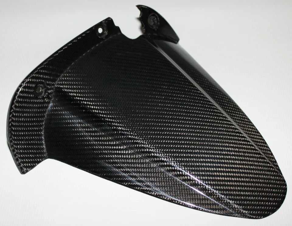 03-10 Buell XB12SS, XB12XT, 1125R, 1125CR, EBR 1190RS/X Rear Hugger Carbon Fiber - Imagem 1 de 4