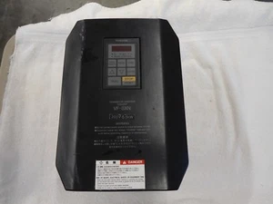 Toshiba VF-ESXN Wechselrichter 200V 5,5kW VFSXN-2055P - Bild 1 von 3