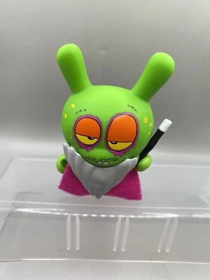 DUNNY 3» 2010 СЕРИИ MCA ВОЛШЕБНИК ВОЛШЕБНИК 1/25 KIDROBOT ДИЗАЙНЕР ИГРУШКА ВИНИЛОВАЯ ФИГУРКА - Изображение 1 из 4