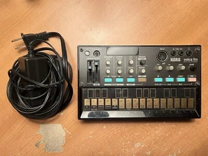 Korg VOLCA-FM Digital Synthesizers - Picture 1 of 2