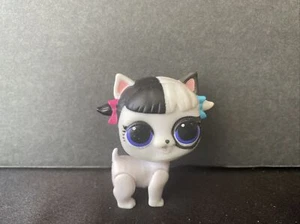 LOL Surprise Doll Pet LITTLE OUTRAGEOUS Pup Next Door from Girl Next Door - Picture 1 of 9