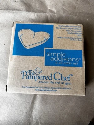 The Pampered Chef Simple Additions Heart Dish #2076 NEW BURGUNDY - Image 1 of 4