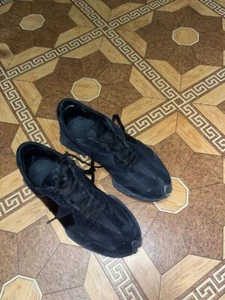 Size 10.5 - New Balance 520 Low Black - Picture 1 of 2