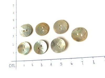 7 buttons NATURAL AGOYA MOTHER OF PEARL SHELL 2 HOLE BUTTONS Nacre Sizes 15mm - Image 1 of 4