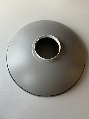 Elinchrom Minisoft-44 17” White Softlite Reflector (Beauty Dish) 80deg w/access - Image 1 of 4