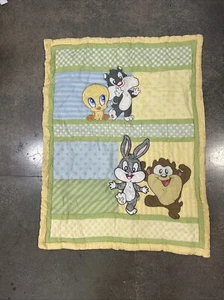 Vintage Baby Looney Tunes Crib Blanket Quilt Tweety Bugs Bunny Sylvester Taz EUC - Picture 1 of 10
