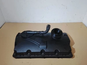 VW Passat B6 Estate BXE engine cylinder head cam rocker cover 038103469AH - Picture 1 of 7