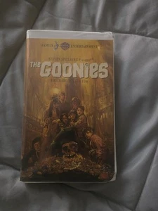 The Goonies VHS - Picture 1 of 1