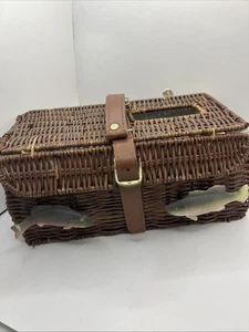 Vintage Wicker Basket with Detachable Cloth Lining Fishing Theme 10.5 W x 5"T - Picture 1 of 18