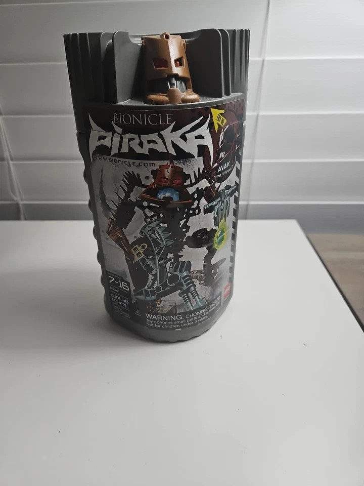 LEGO Bionicle Piraka Avak 8904 New In Container Sealed 41pcs - Image 1 of 4