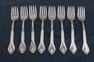 ONEIDA TRIBECA acero inoxidable, 8 tenedores para ensaladas, ¡brillante y brillante! LotBb2 - Imagen 1 de 2