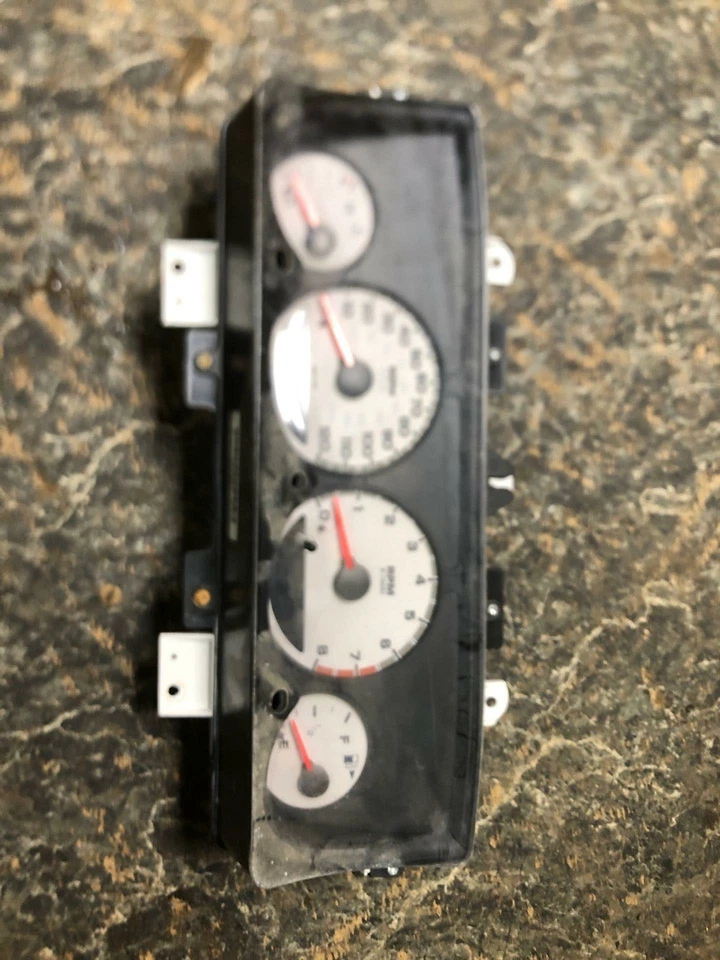 Velocímetro Dodge Neon 03 04 05 Foto 1 de 4