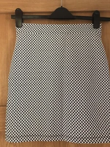 Miss Selfridge Textured Jersey Tube Skirt UK 12 Stretchy Mini Above Knee BNWT - Picture 1 of 4