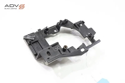 2016 - 2023 年 MAZDA CX-9 前右乘客侧雾灯支架原始设备制造商 — 第 1/4 张图片