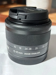 Canon EF-M 15-45mm f/3.5-6.3 IS STM Lens - Picture 1 of 6
