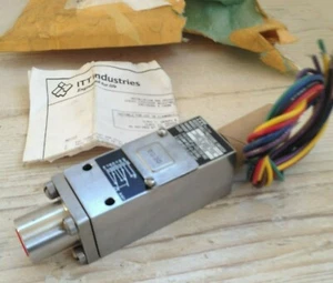 ITT Neo-Dyn PRESSURE SWITCH 232P44CC6 BHN, NEW, UNUSED - Picture 1 of 4