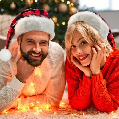 Clásico sombrero de Navidad a cuadros rojo y negro pelo largo doble capa, 32*45CM Foto 1 de 4