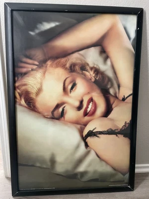 Marco de póster de fotos Marilyn Monroe en color marco antiguo tamaño 38,5 x 26,5 Foto 1 de 4