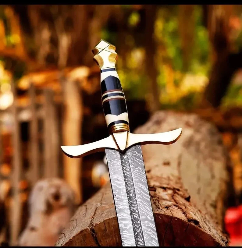 Hermosa espada medieval/vikinga hecha a mano de acero inoxidable con funda de cuero Foto 1 de 4