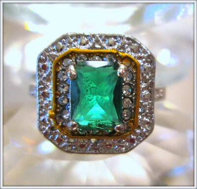 Emerald gemstone square cut tow tone gold filled ring For Women size 7 - Изображение 1 из 4