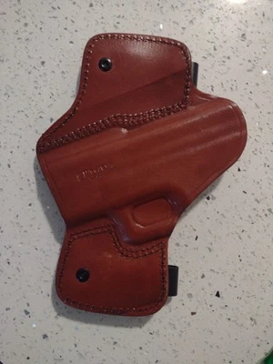 Tagua Holster Brown Leather for Springfield xd-40 subcompact holster RH IWB - Image 1 of 4