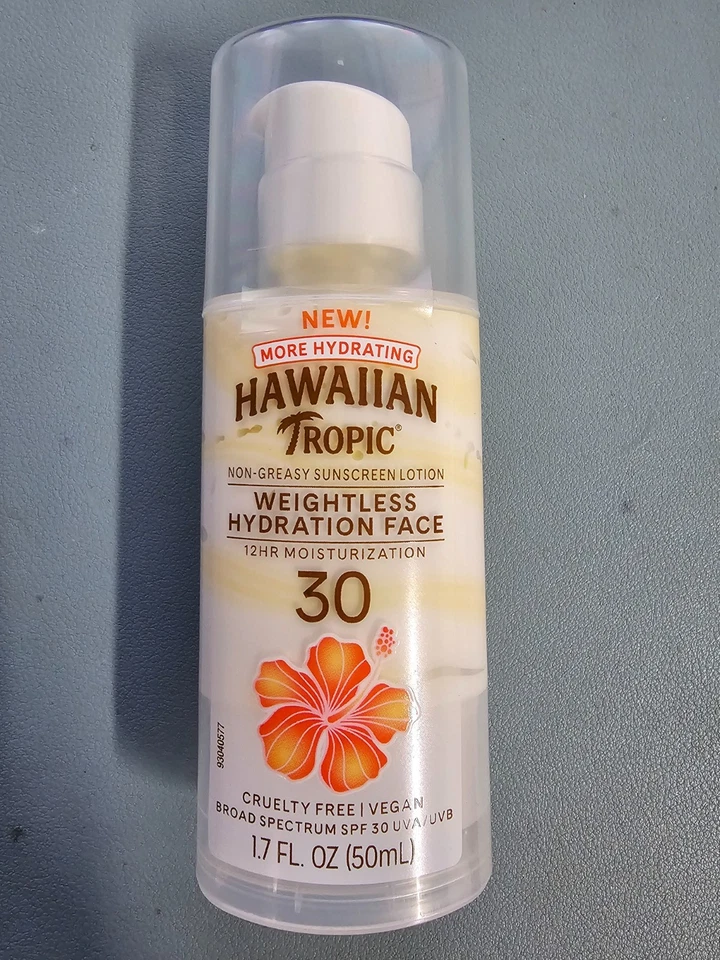 Hawaiian Tropic Weightless Hydration Lotion Sunscreen for Face SPF 30 - 1.7oz - Image 1 of 1