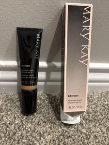 Mary Kay Complexion Corrector Cream SPF 15 - Deep - 1 fl oz - 08/21 Exp - Picture 1 of 3
