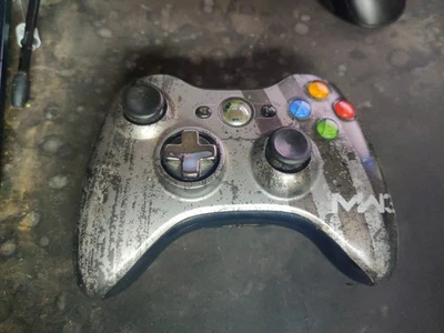 Xbox 360 Wireless Controller Call Of Duty Modern Warfare 3 Limited Edition MW3 - Image 1 of 3