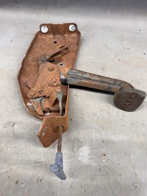 Pedal de freno de estacionamiento de emergencia Chevrolet 1969 1970 Impala Biscayne Caprice Belair OE Foto 1 de 4