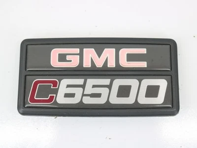 2001 GMC C6500 Topkick Original Fender Emblem Foto 1 de 4