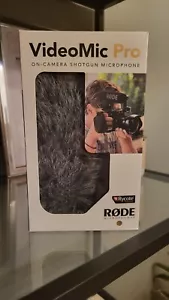 RØDE VideoMic Pro Compact Shotgun - GREAT CONDITION AND BOXED - Picture 1 of 8