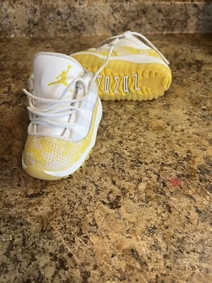 Toddler Jordans 5.5 - Image 1 of 4