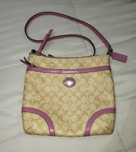Borsa Coach Peyton File Signature kaki malva.