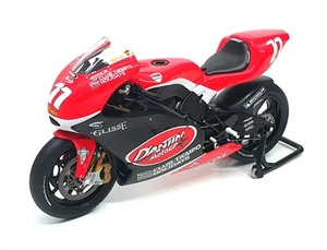 Minichamps 1/12 Scale 122 040011 - Ducati Desmosedici R. Xaus MotoGP 2004 - Picture 1 of 6